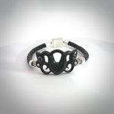 Hand carved pekapeka bracelet from Deer antler. This is an absolutely beautiful piece of wrist jewellery, hand made by NZ Pacific. We provide this with Free Postage Worldwide.