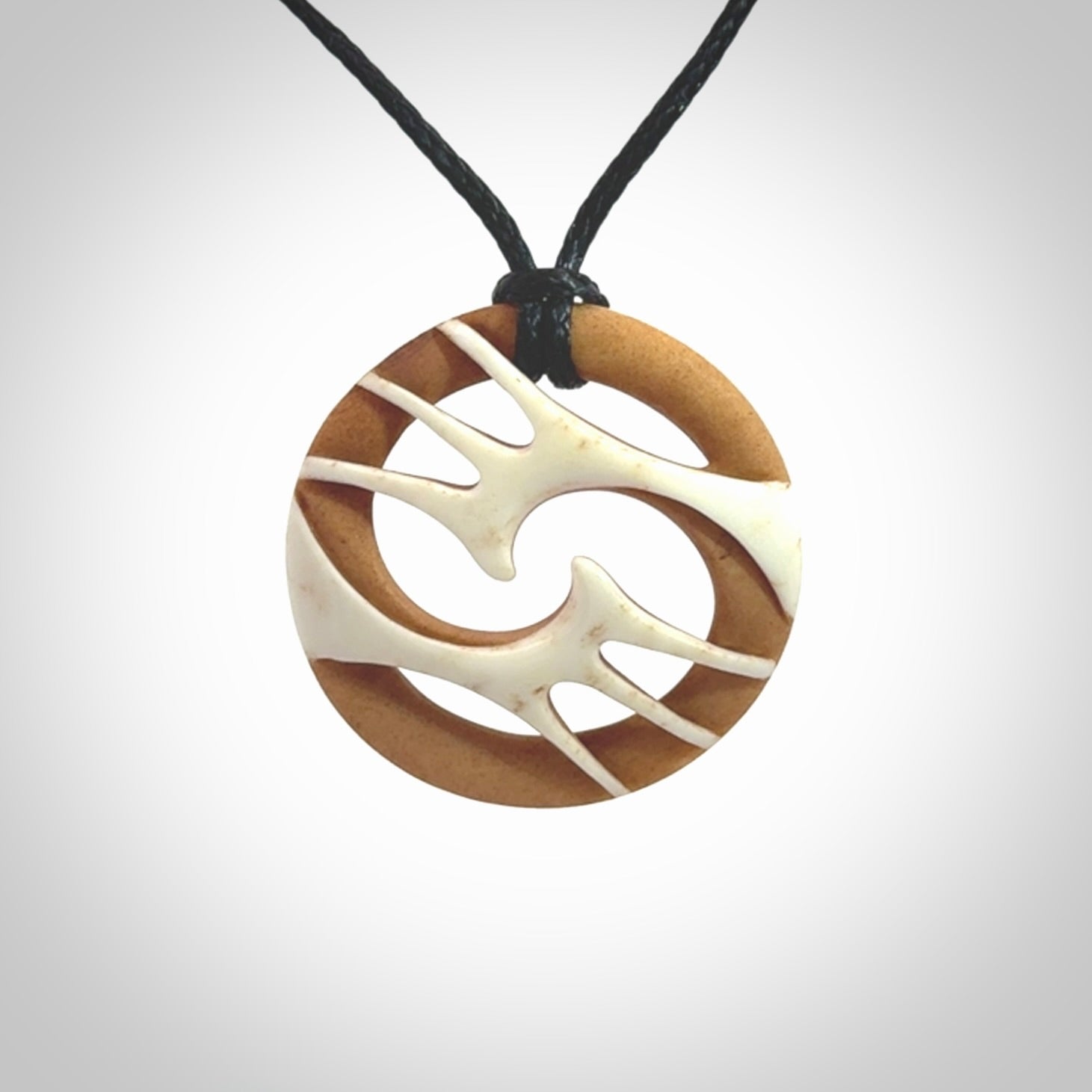 BONE CONTEMPORARY ECLIPSE'S SHADOW: NZ PACIFIC: BONE