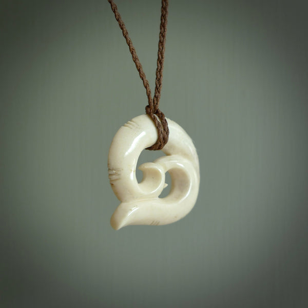 This is a wonderful, etched koru from Deer Antler. Hand carved by Anthony Bray-Heta. Order yours now on NZ Pacific at www.nzpacific.com