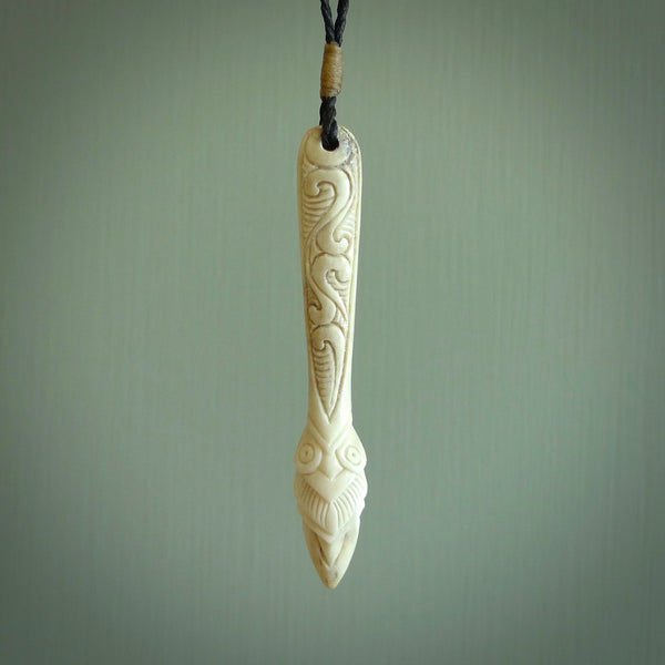 Carved in antler, a pendant for lovers of the magnificent TAIAHA!