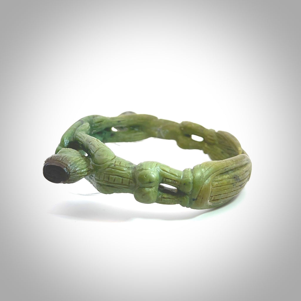 HAND CARVED NEW ZEALAND JADE BANGLE. ONE ONLY ART TO WEAR. JADE BANGLE ...