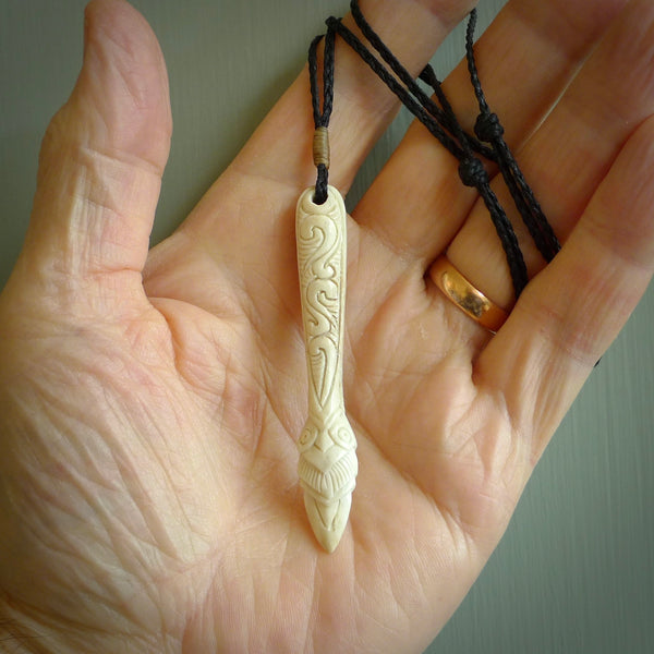 Carved in antler, a pendant for lovers of the magnificent TAIAHA!