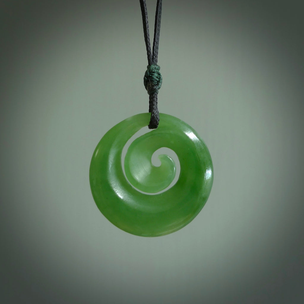 HAND CARVED NEW ZEALAND INANGA JADE KORU PENDANT ROSS CRUMP KORU ART ...