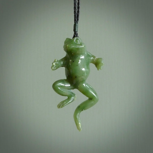 Jade frog pendant Clearance