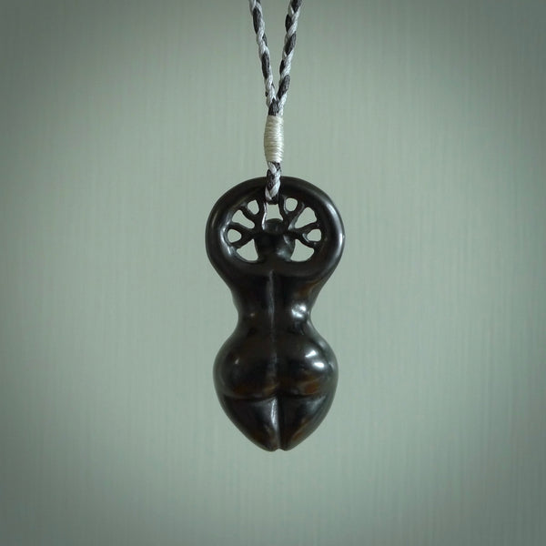 This medium sized Venus woman with tree of life head pendant is made from Red Black Jade Stone. We've hand carved this piece for all the lovers out there. Free postage worldwide. Black Jade Stone goddess, woman with tree of life jewellery.