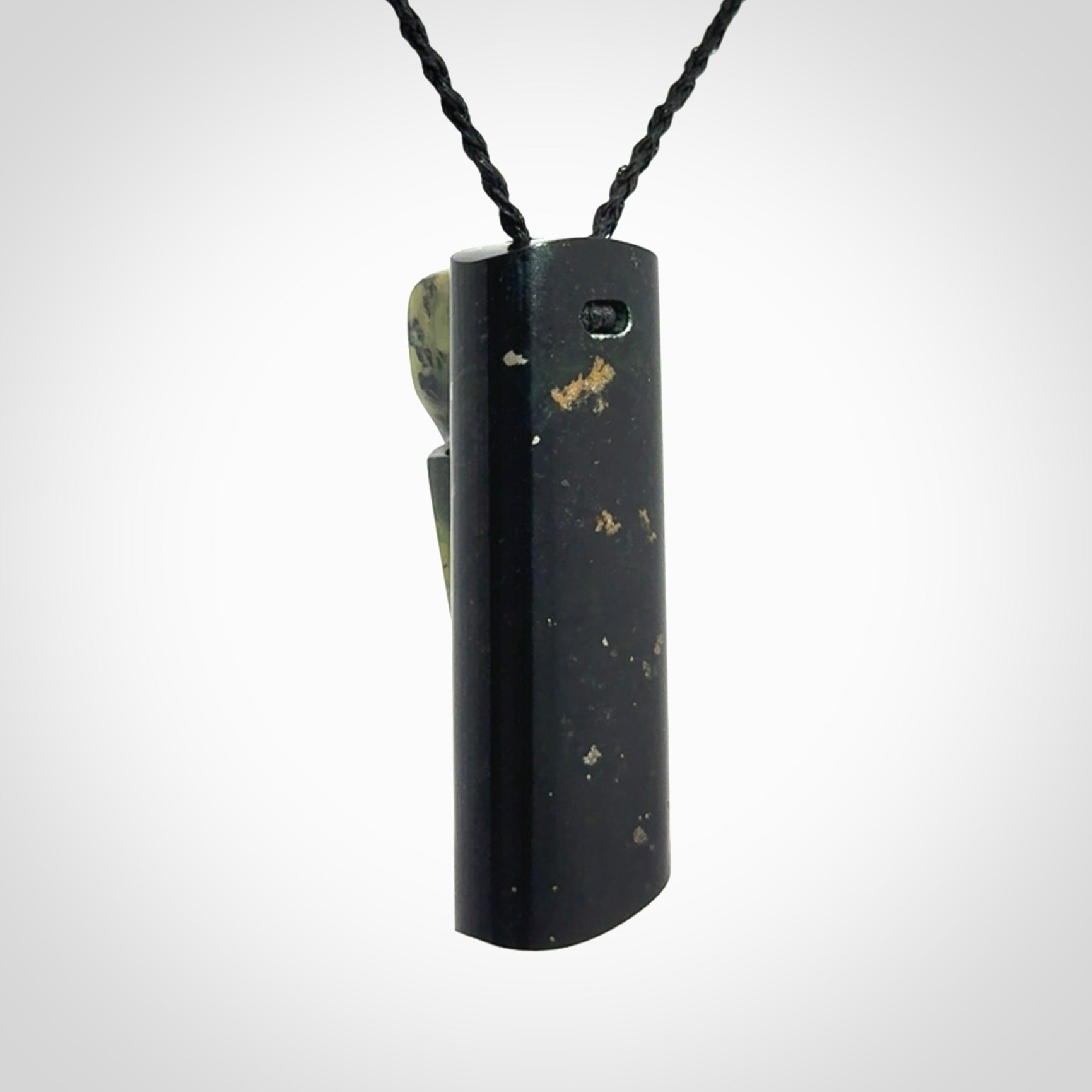 Hand Carved  New Zealand Jade arrowhead drop pendant