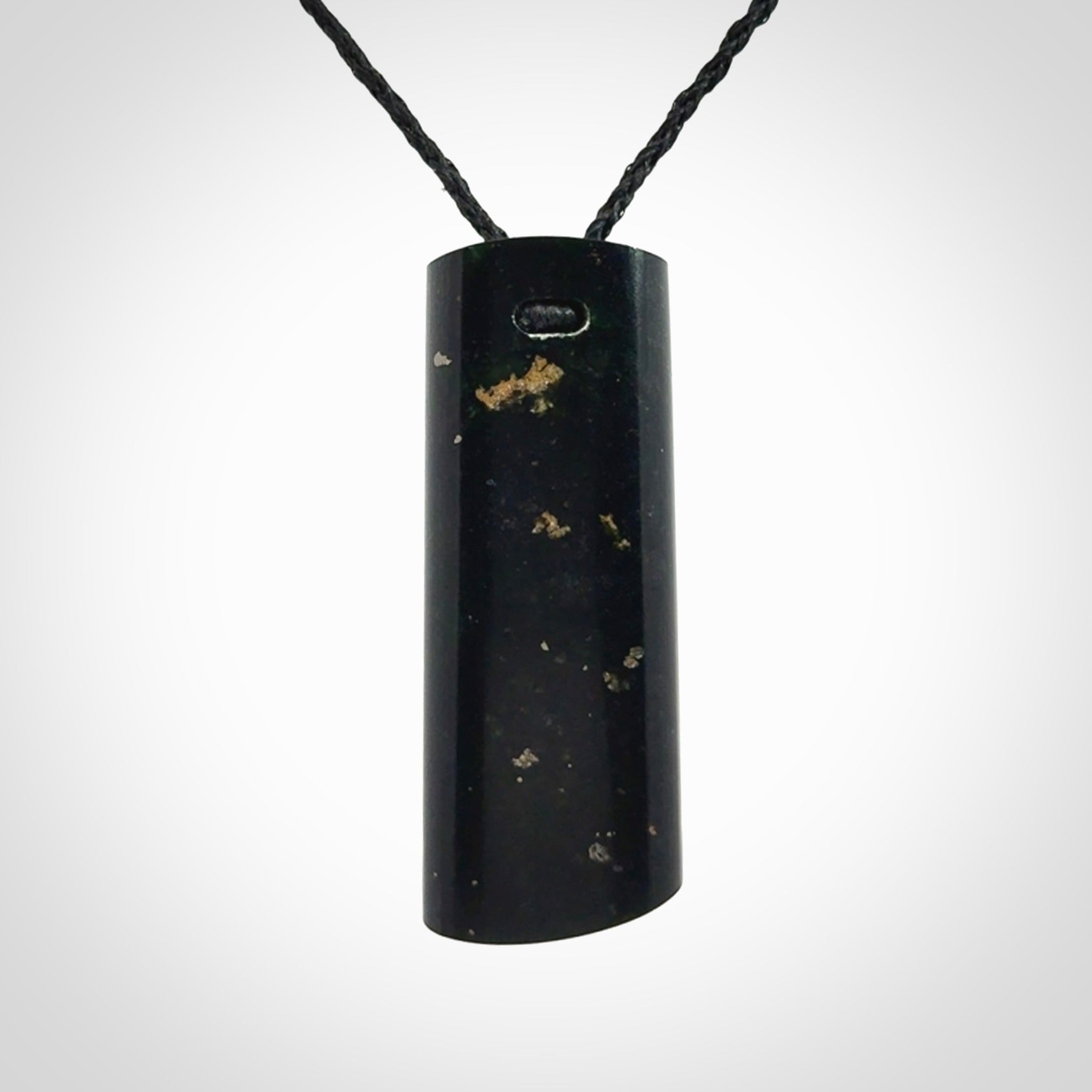 Hand Carved  New Zealand Jade arrowhead drop pendant