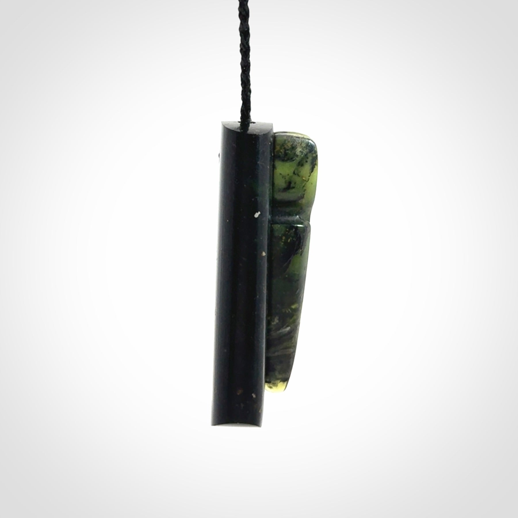 Hand Carved  New Zealand Jade arrowhead drop pendant