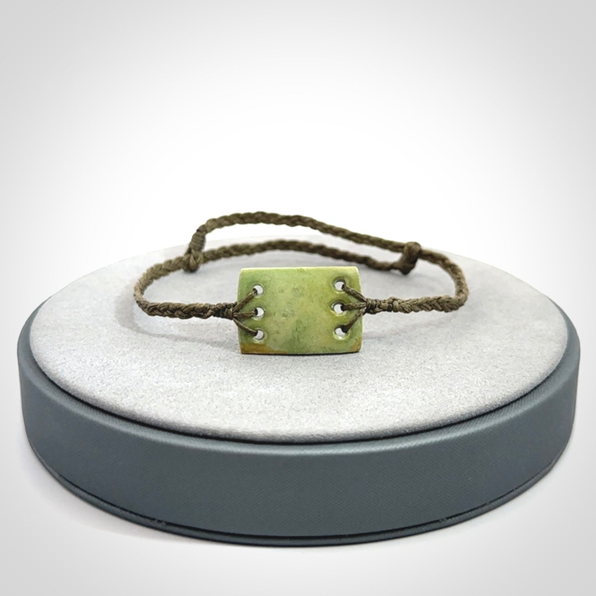 A Wonderful Unisex Jade Armband