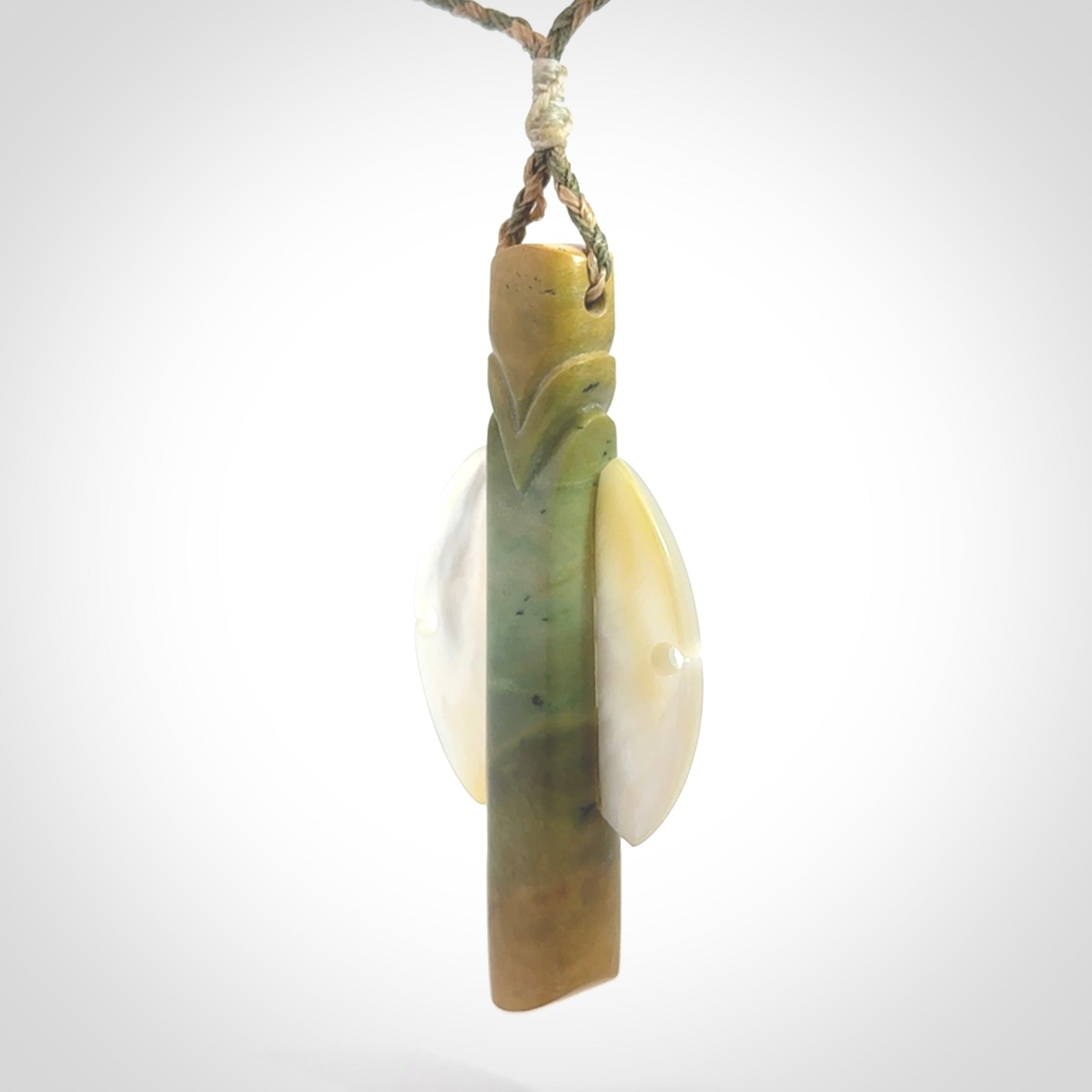 This is a wonderful New Zealand Jade and Mother of Pearl drop pendant.