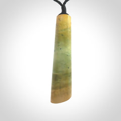 This is a wonderful New Zealand Jade drop pendant.