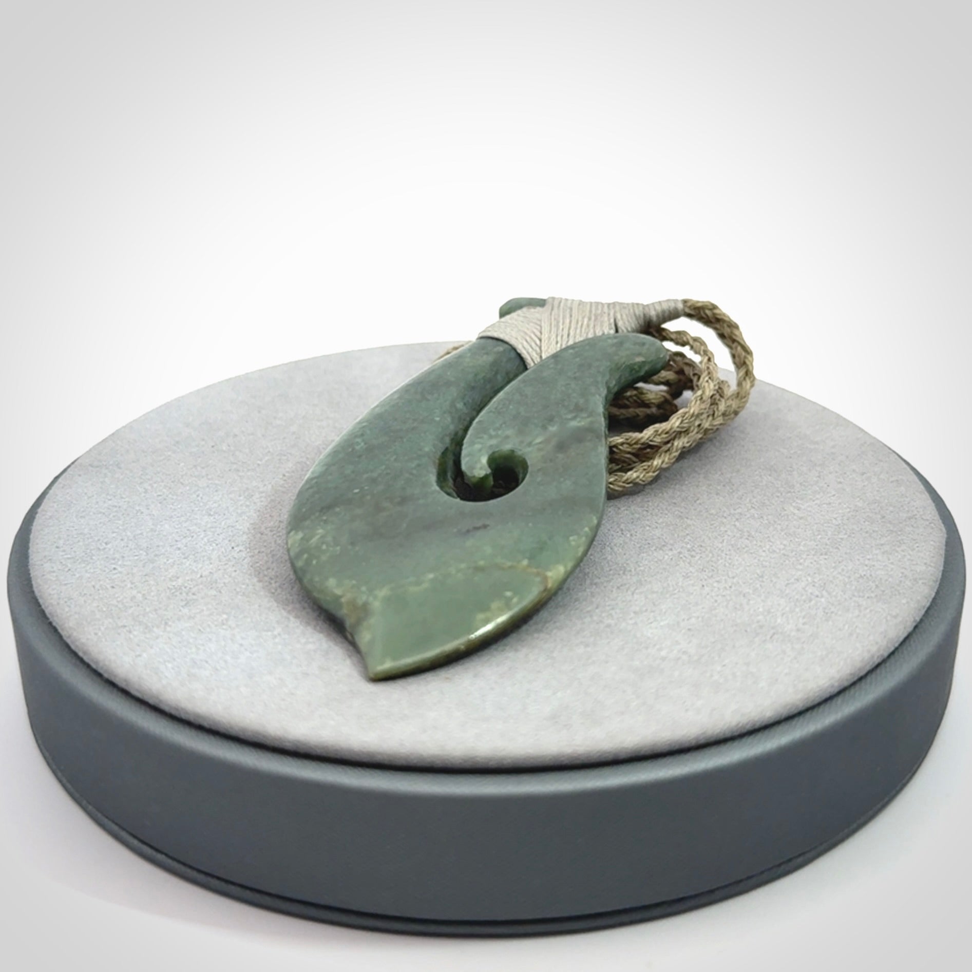 A Stunning New Zealand Jade Matau