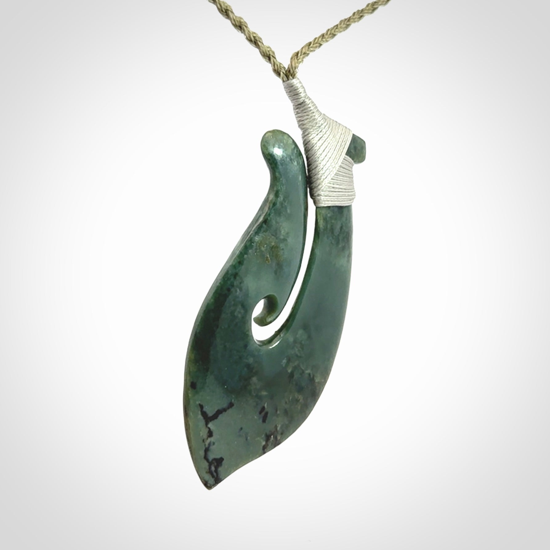 A Stunning New Zealand Jade Matau
