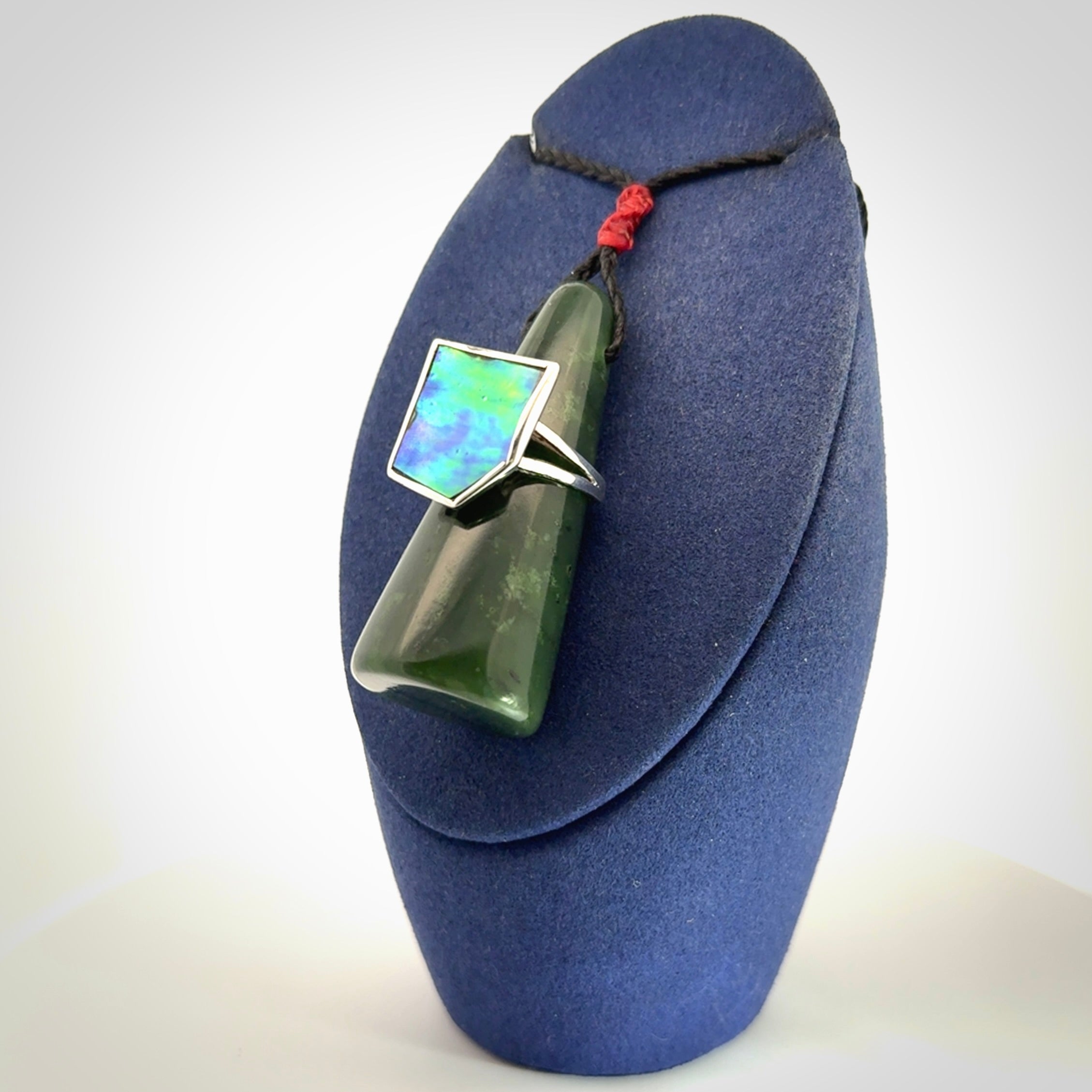 Hand carved jade ring holder pendant