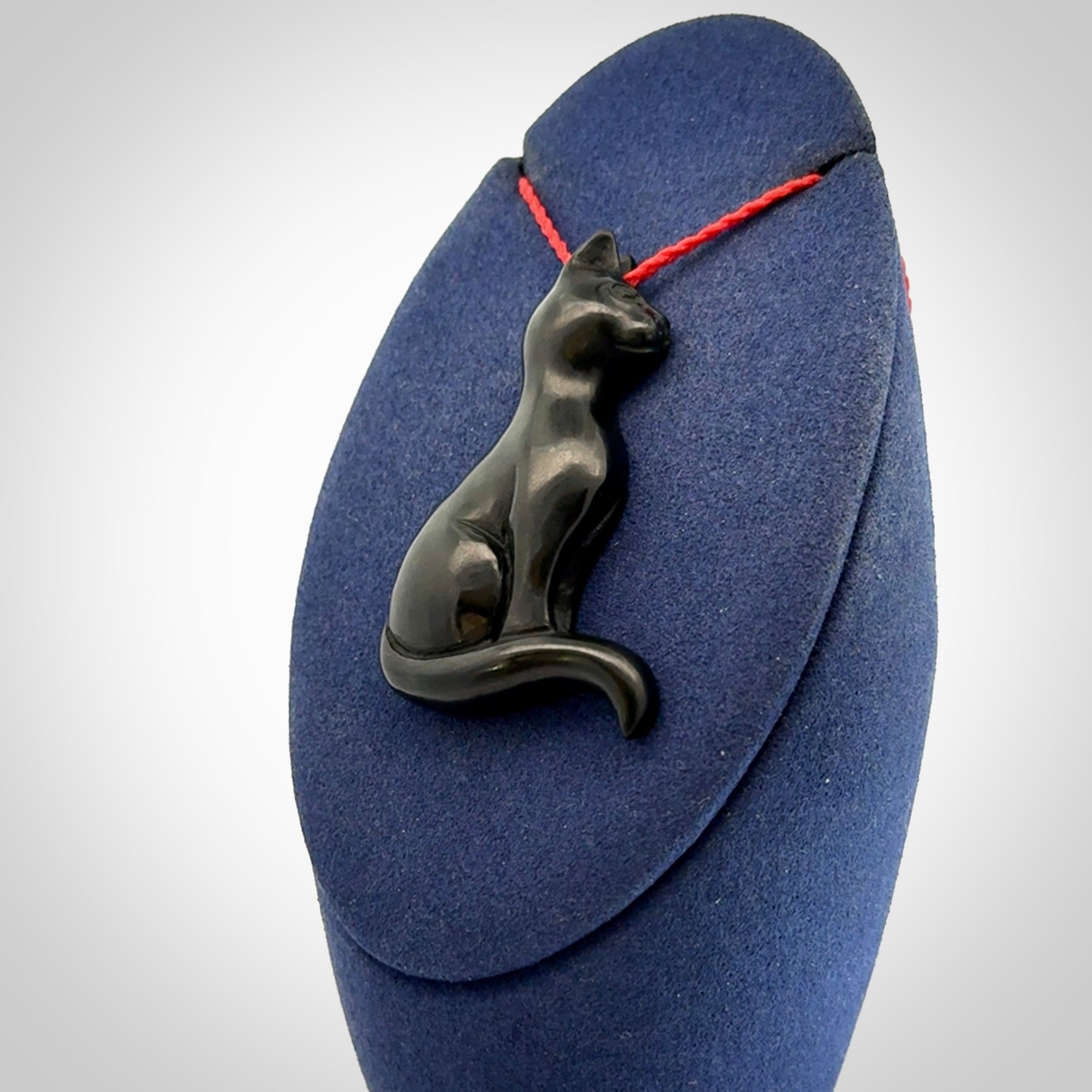 A Gorgeous Black Jade Cat Pendant