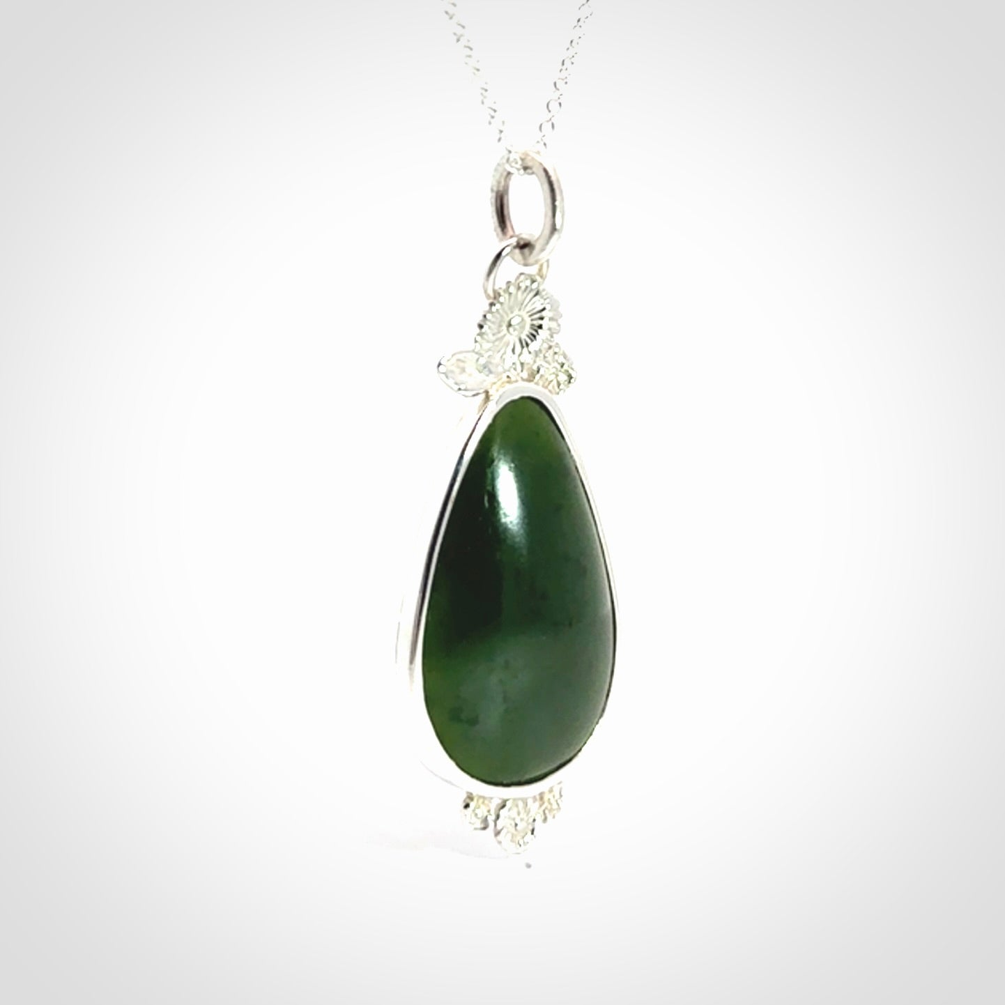 Beautiful Pendant, Hand Crafted in New Zealand Jade and Sterling Silver