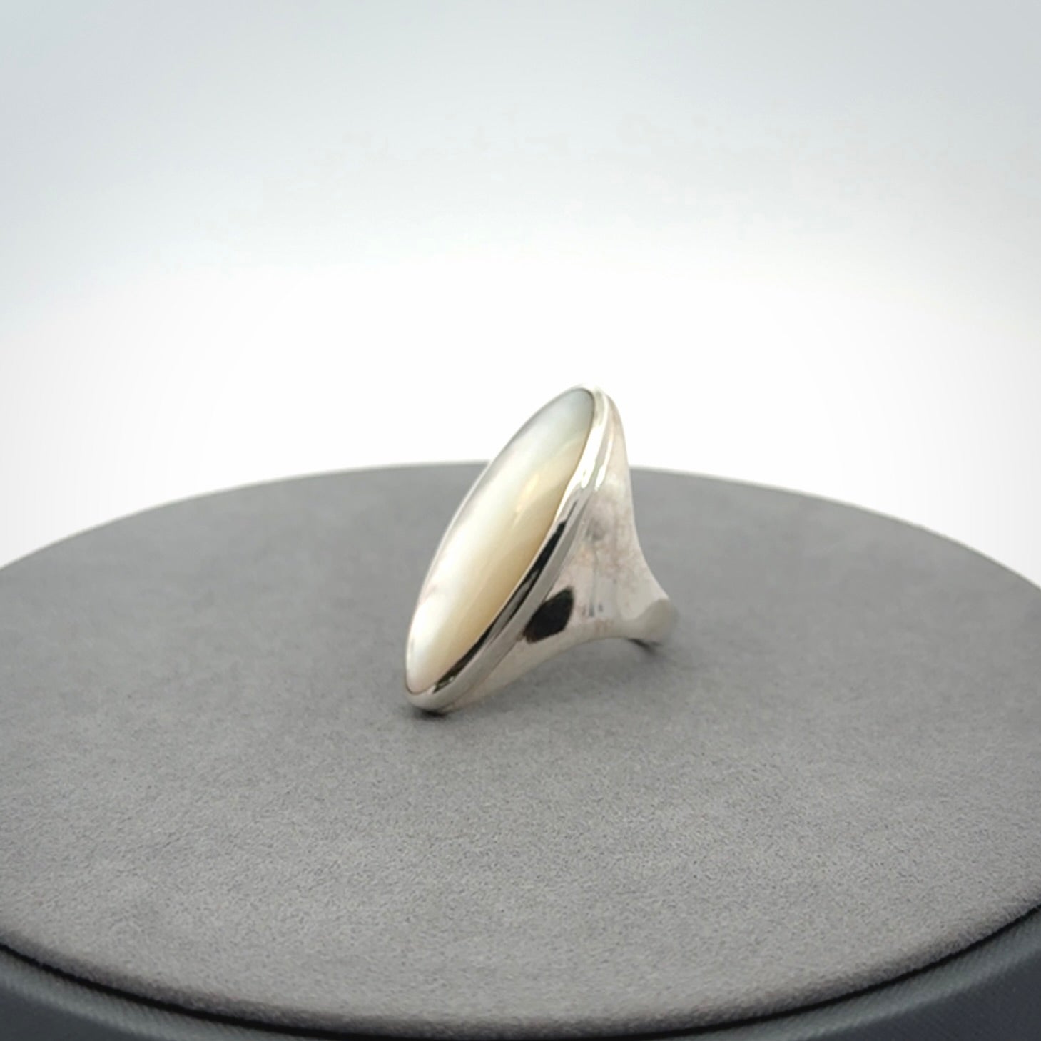 Hand made Sterling Silver ring with Mother of Pearl inlay