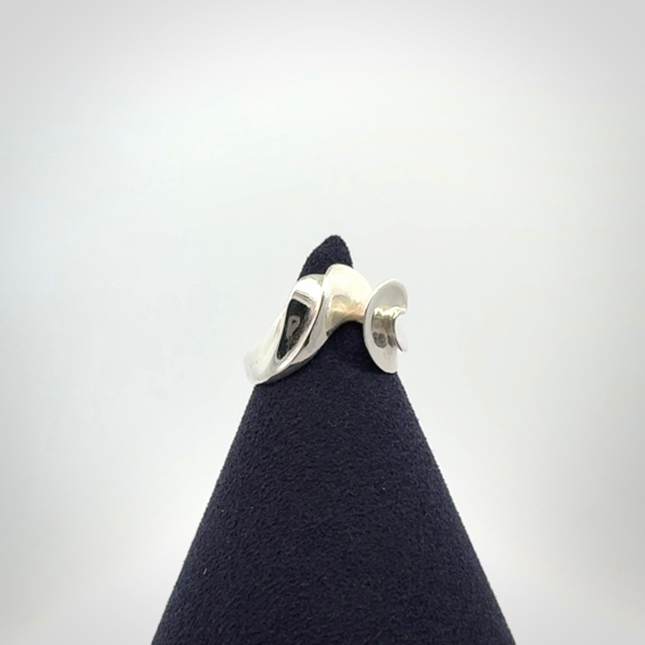 A beautiful sterling silver ring