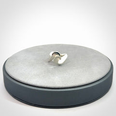 A beautiful sterling silver ring