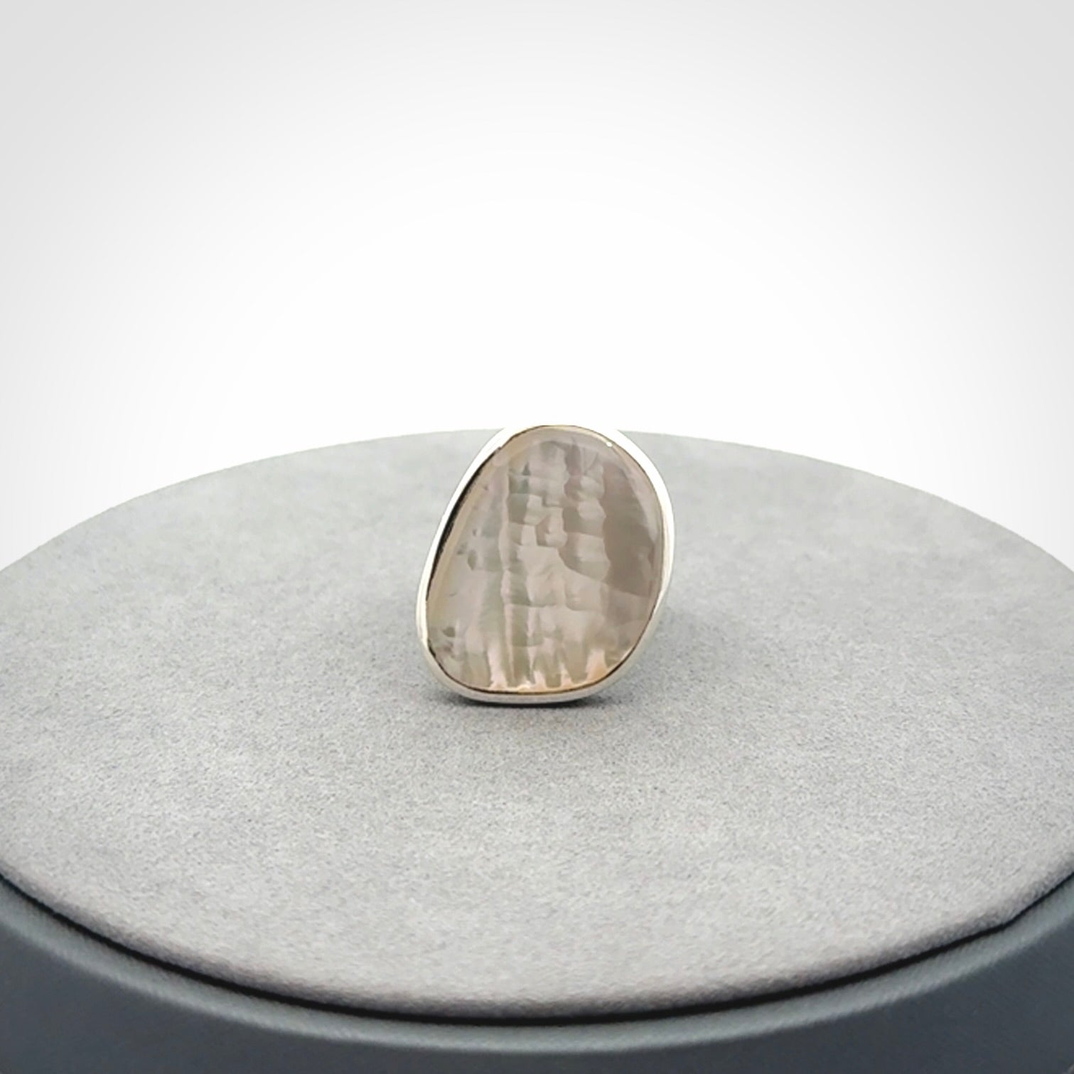 Sterling silver ring with Australian white mother of pearl inlay