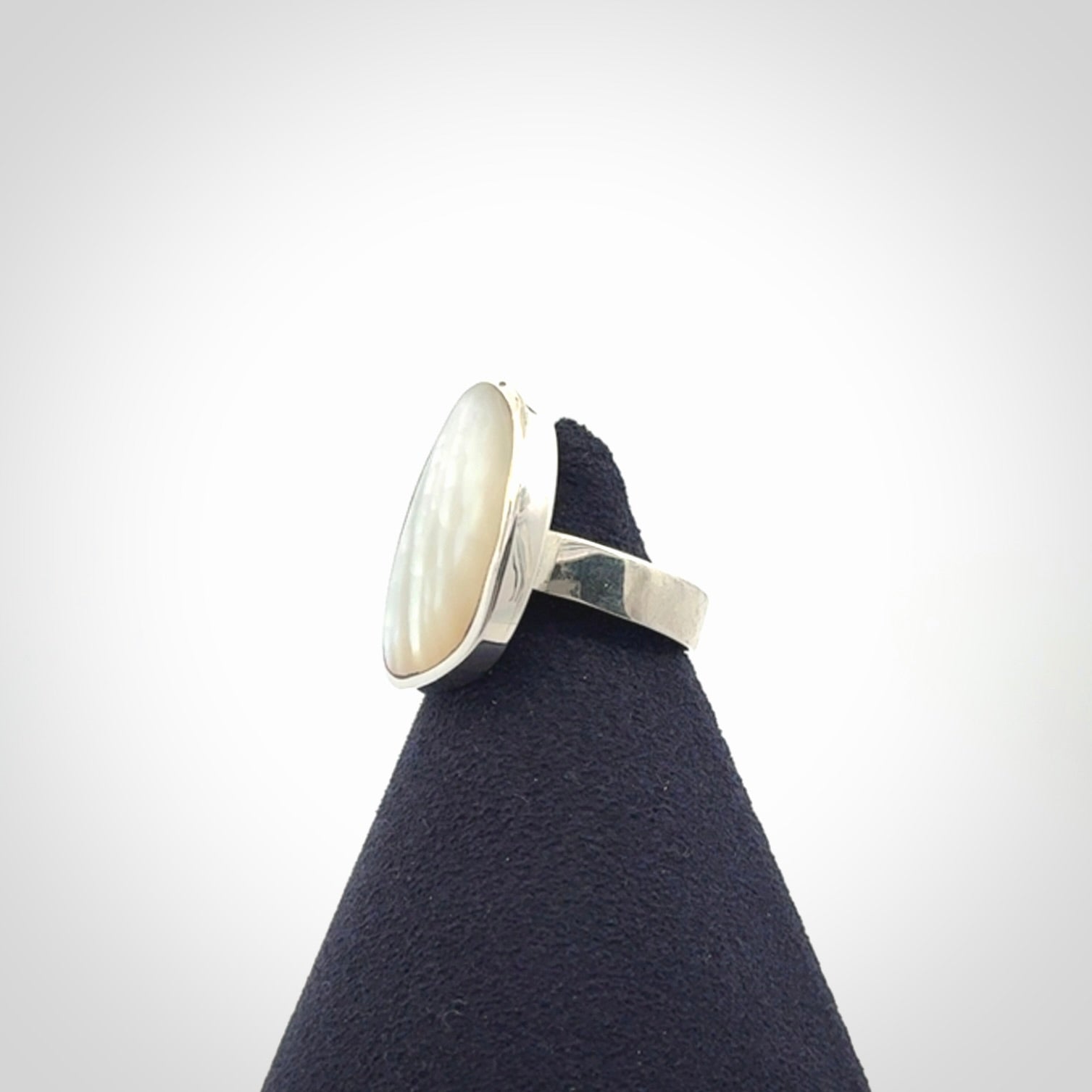 Sterling silver ring with Australian white mother of pearl inlay