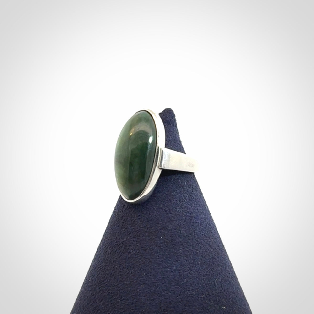 Sterling silver ring with chatoyant New Zealand Jade insert