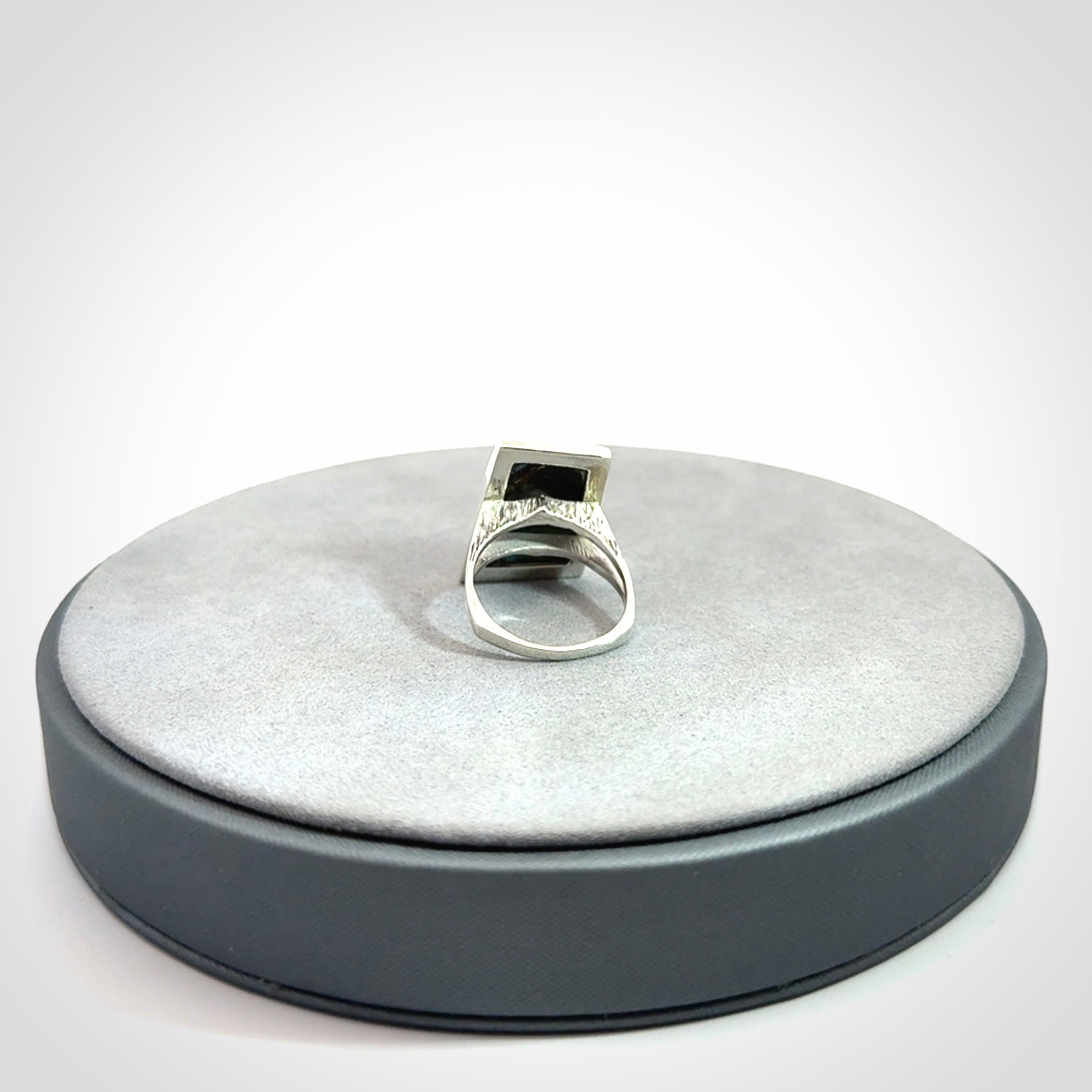 A Wonderful Pāua Ring