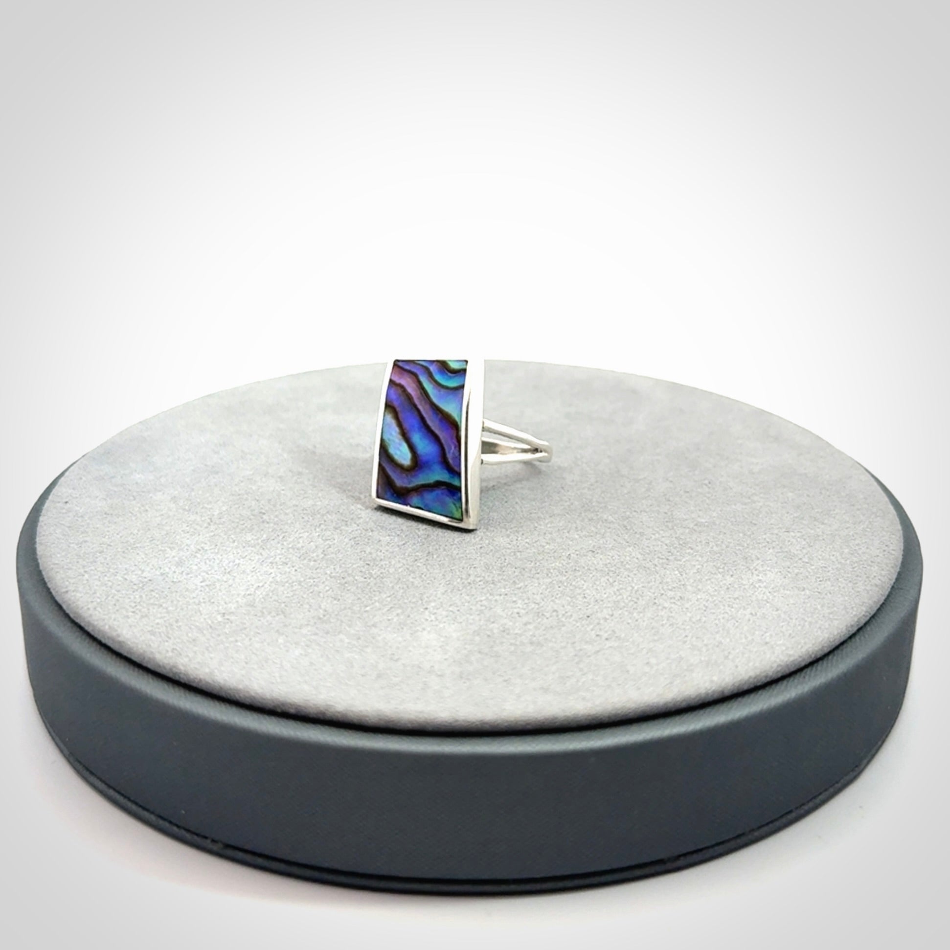 A Wonderful Pāua Ring