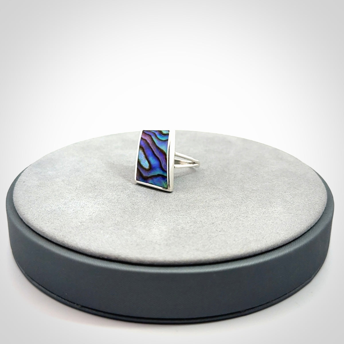 A Wonderful Pāua Ring