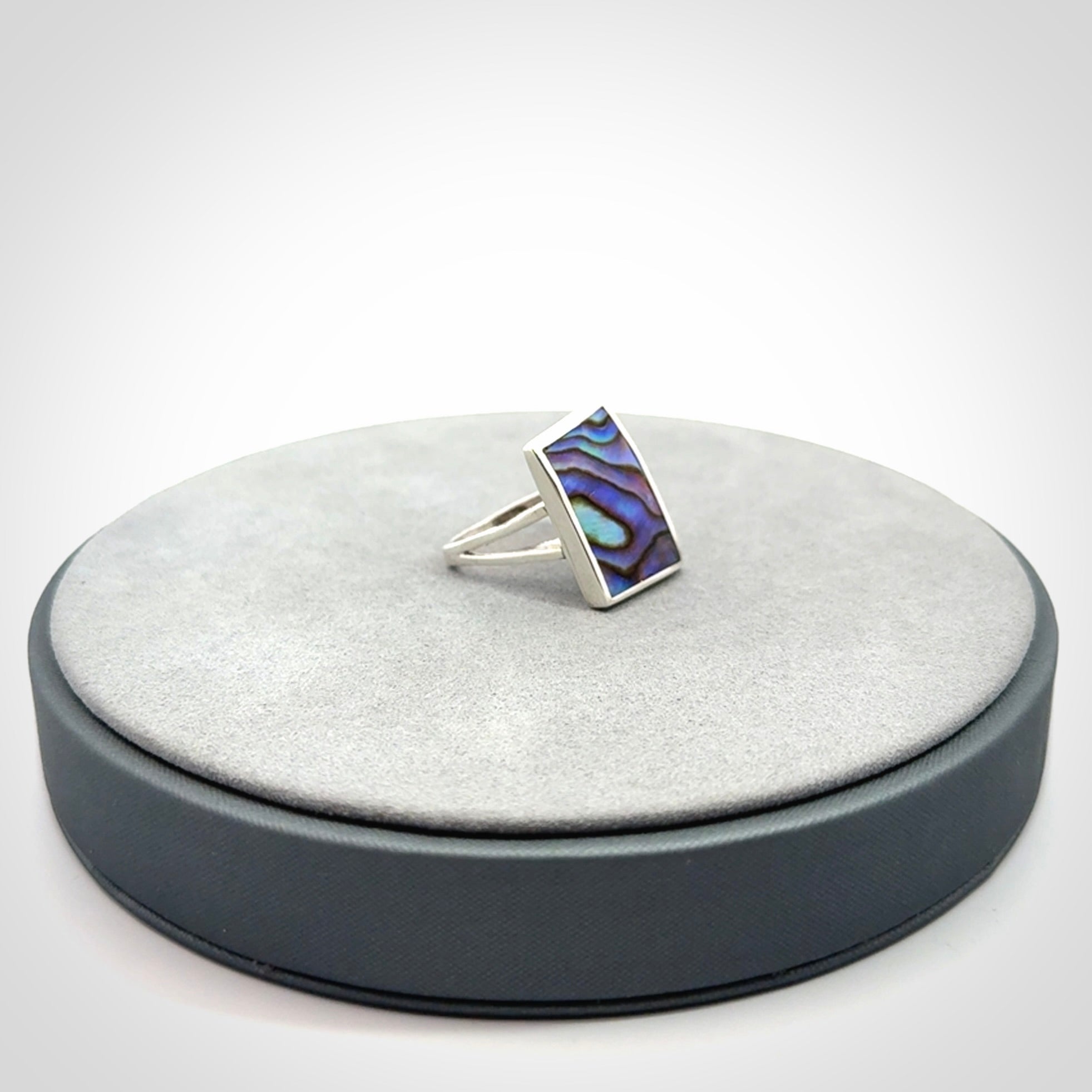 A Wonderful Pāua Ring