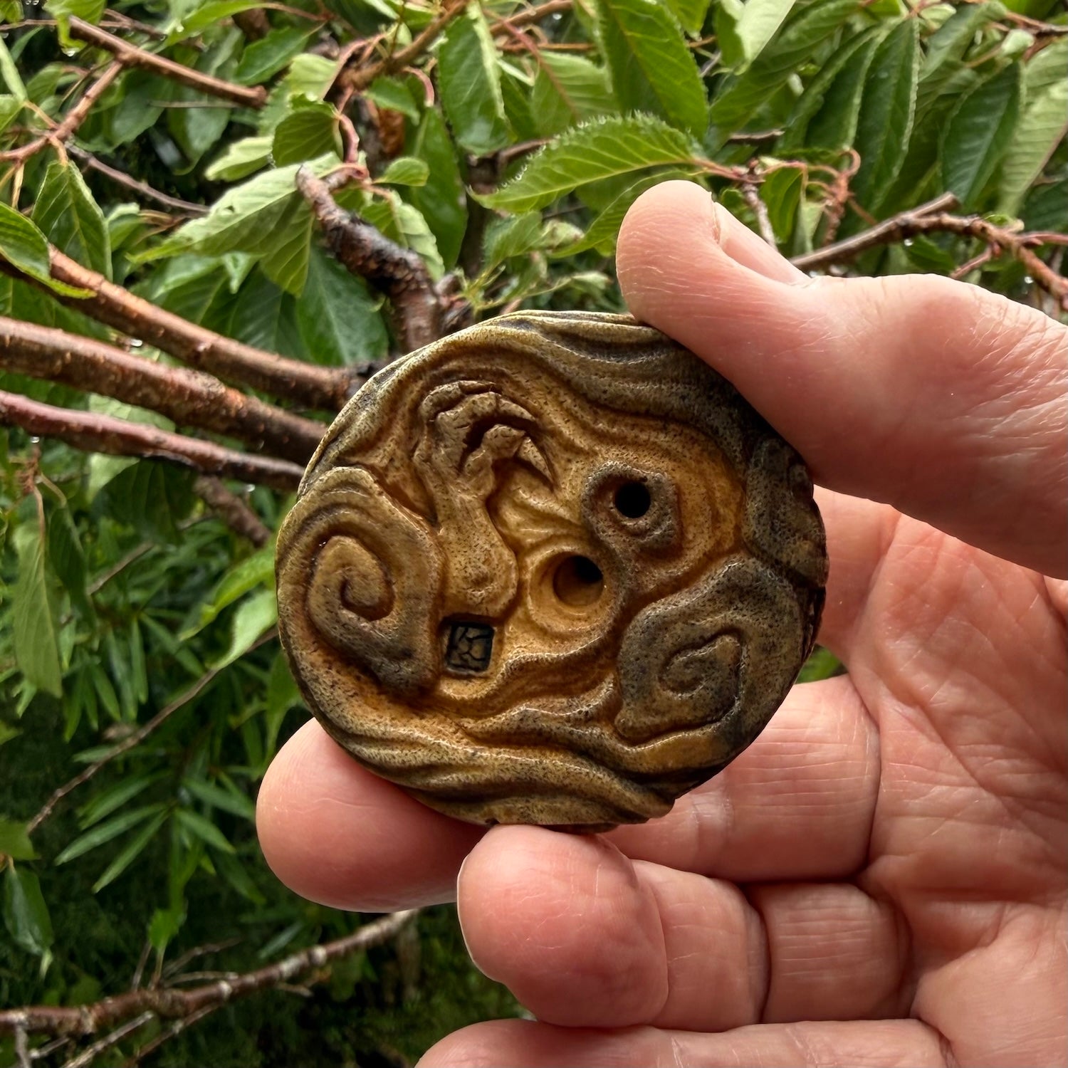 Hand carved red eyed dragon in the clouds made from Deer antler Crown with Mother of Pearl and Gold Leaf. Hand made by master bone carver Fumio Noguchi. Spectacular collectable work of art to display. One only, delivered to you at no extra cost with express courier.