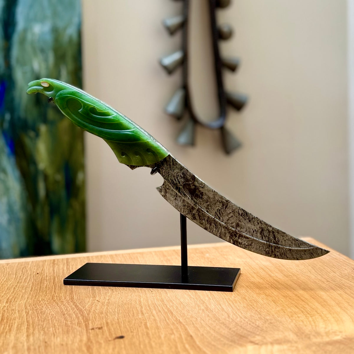 A hand carved large New Zealand Jade Haast Eagle knife display art. A large sized hand made Jade Haast eagle knife by New Zealand artist Kerry Thompson. One off work of art to display.