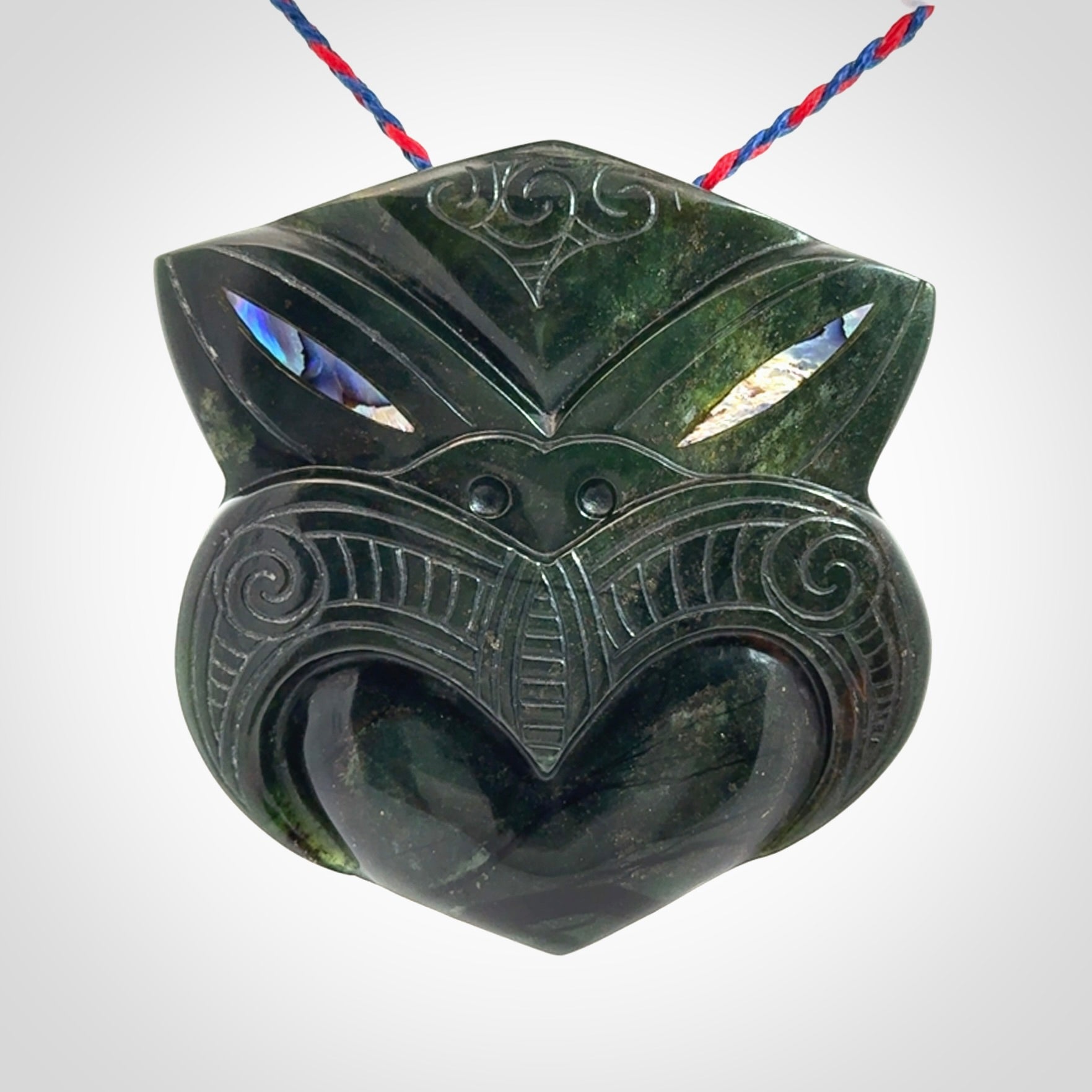 A Stand Out Wheku. Beautiful Art to Wear!