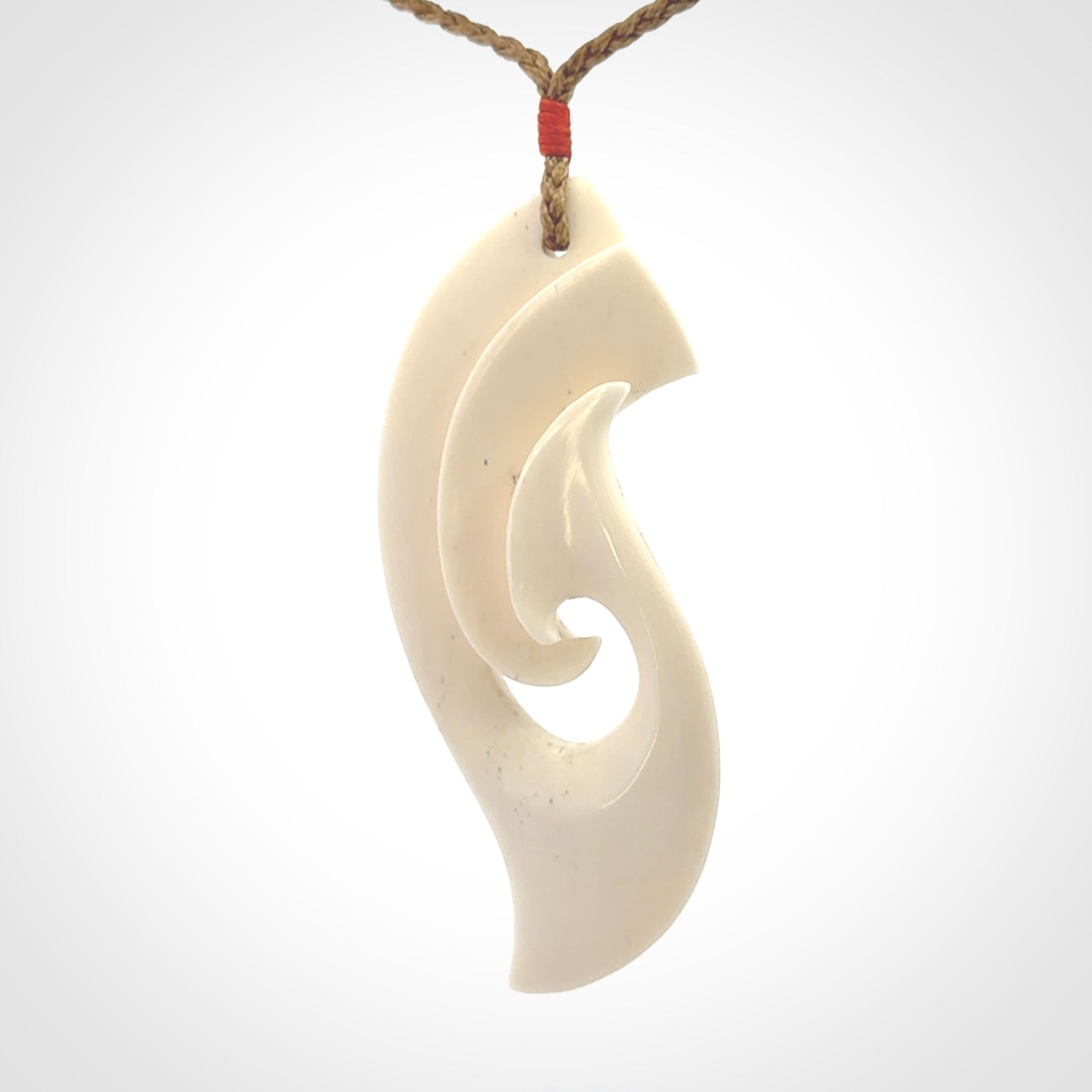 A Stand Out Matau, Hand Carved by Kerry Thompson