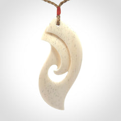 A Stand Out Matau, Hand Carved by Kerry Thompson