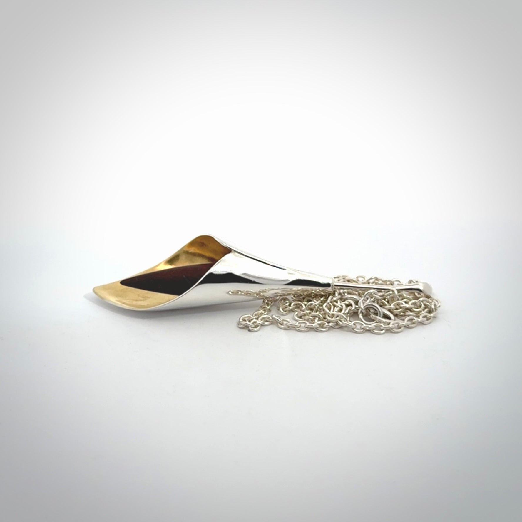 Sterling Silver drop pendant with Red Jasper Stone centre and Sterling Silver chain.