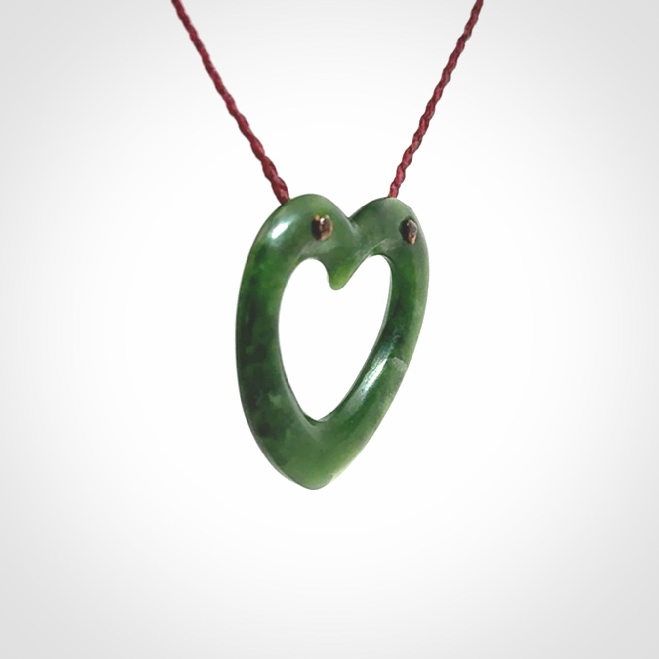 This is a wonderfully fine, hand-carved heart pendant, made from the finest quality New Zealand jade. These are provided with a fine, hand-plaited cord which is adjustable so that you can position the pendant where it suits you best. These are delivered with free shipping worldwide.
