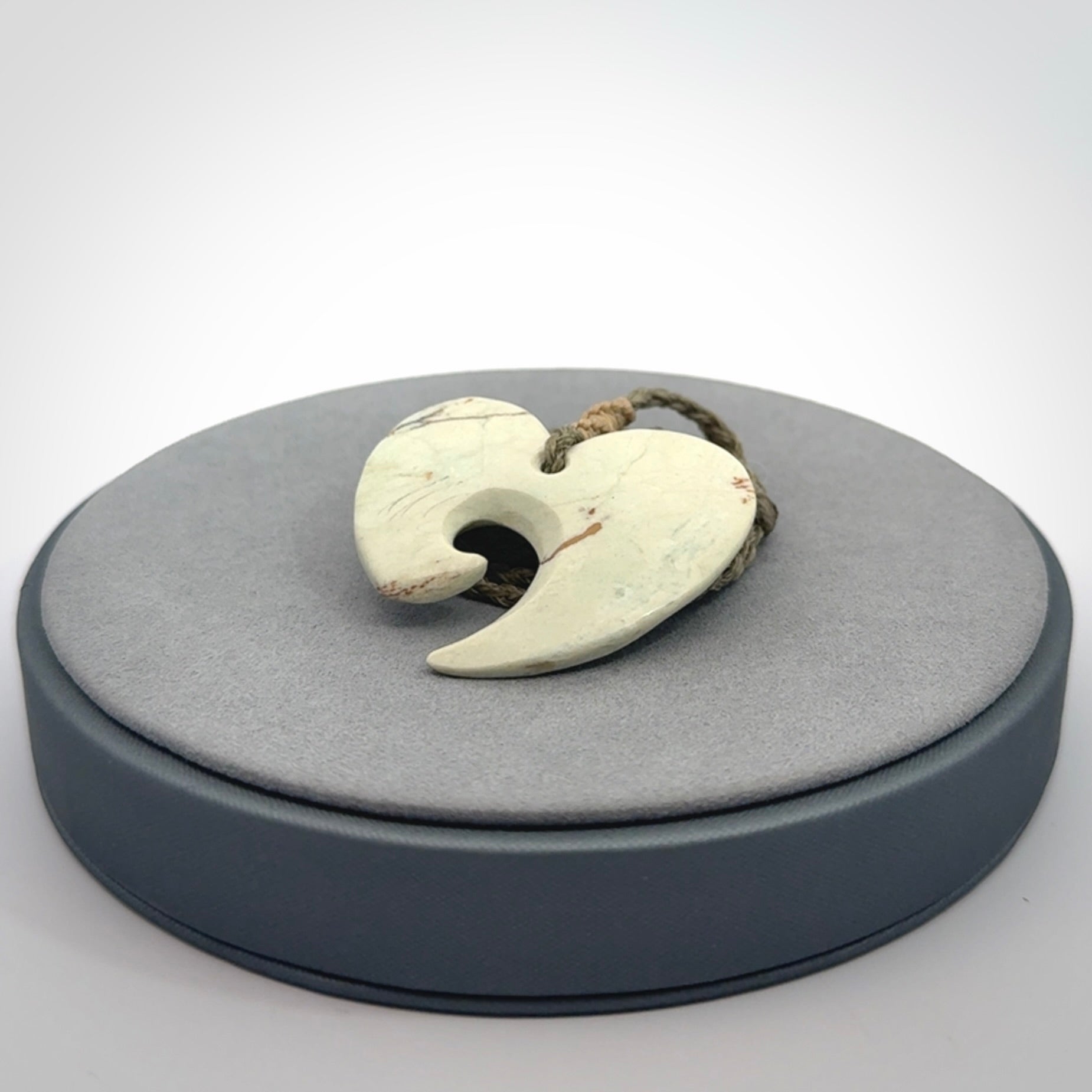 A Gorgeous heart pendant carved in New Zealand Jade