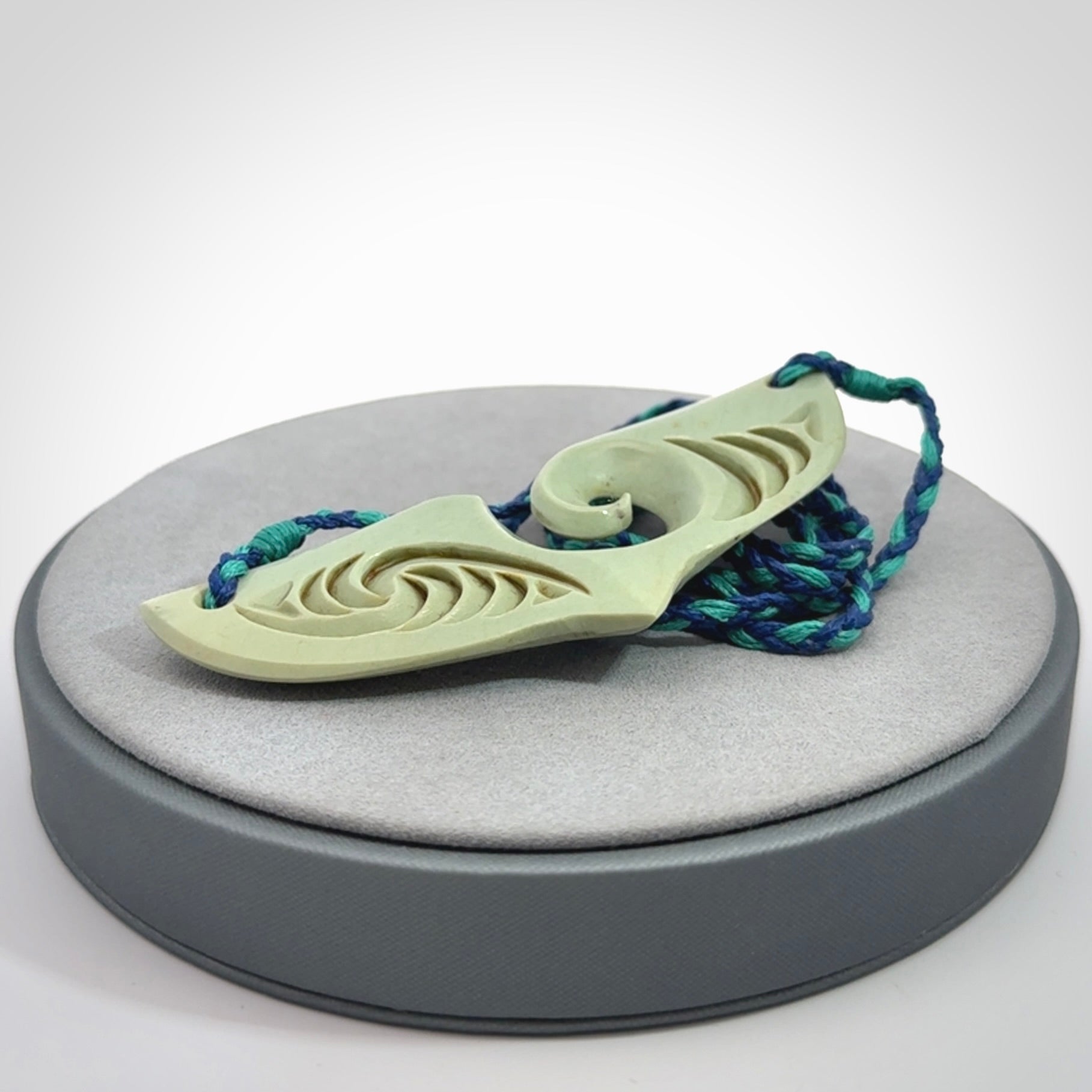 Hand carved New Zealand Jade whaletail pendant