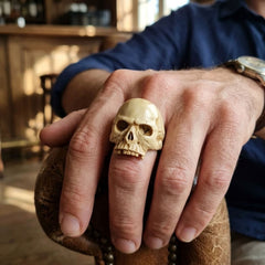 Man wearing a skull ring