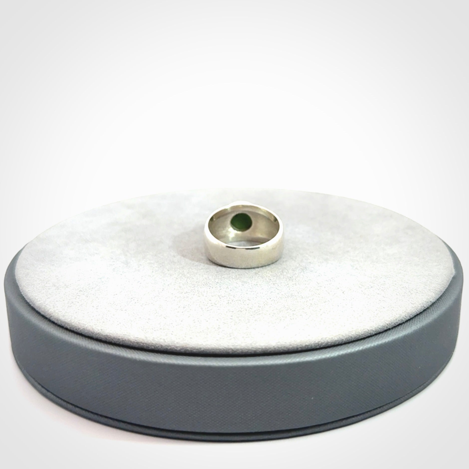 A Beautiful New Zealand Jade and Sterling Silver Ring