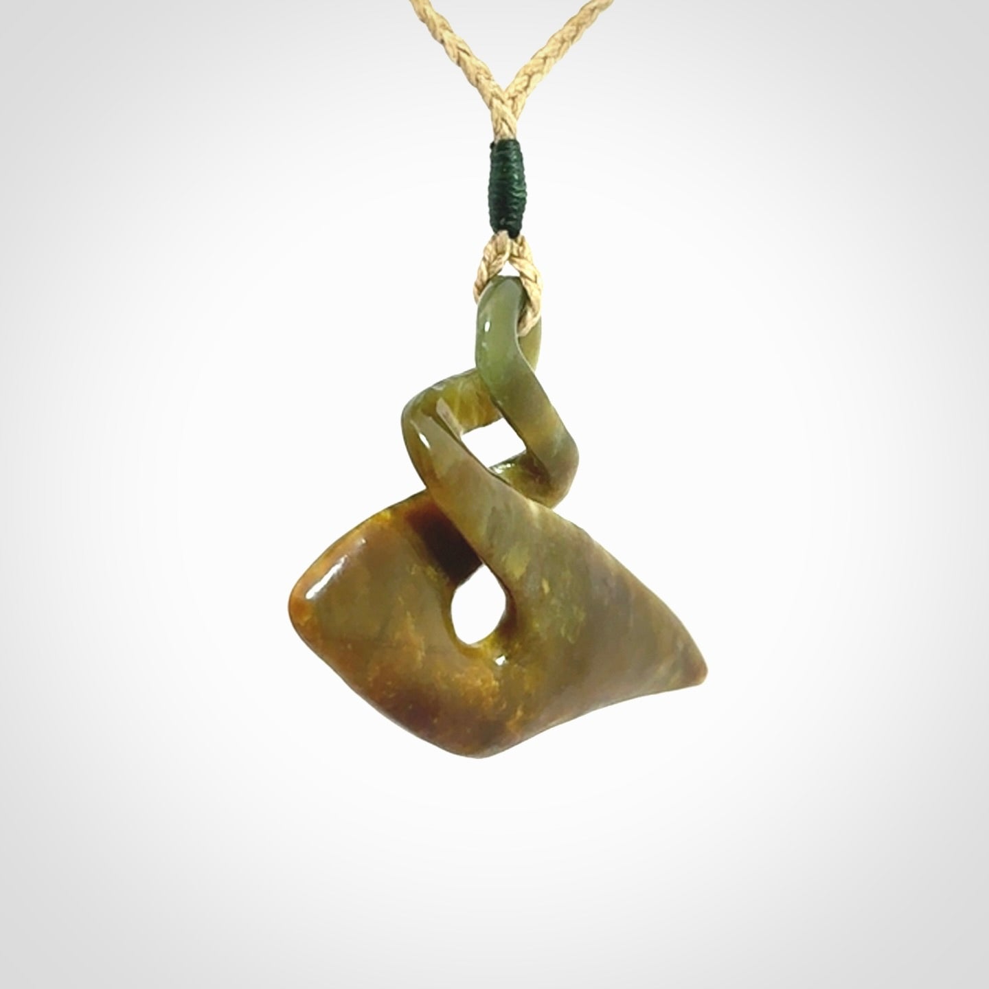 A Striking Flower Jade Twist Pendant