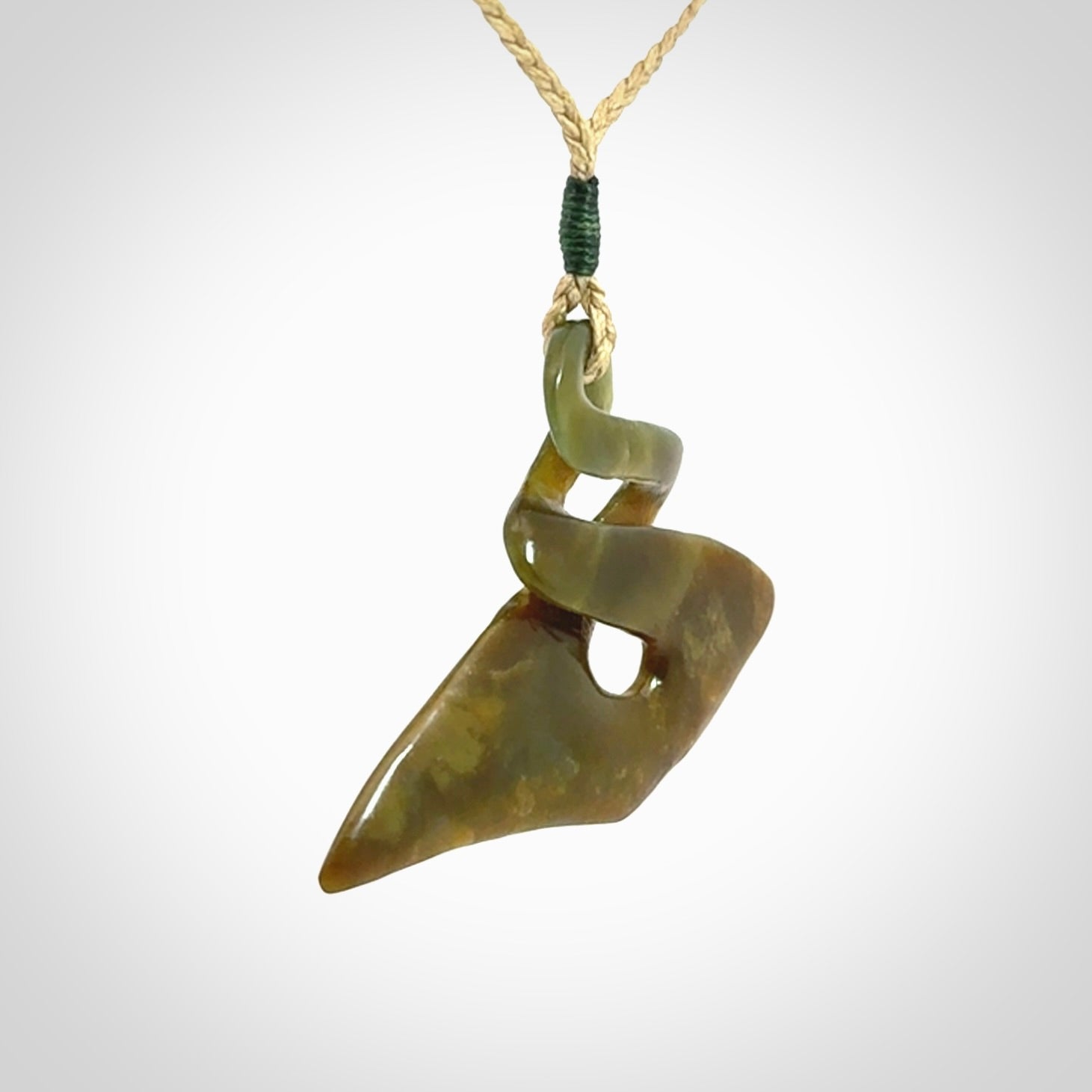 A Striking Flower Jade Twist Pendant