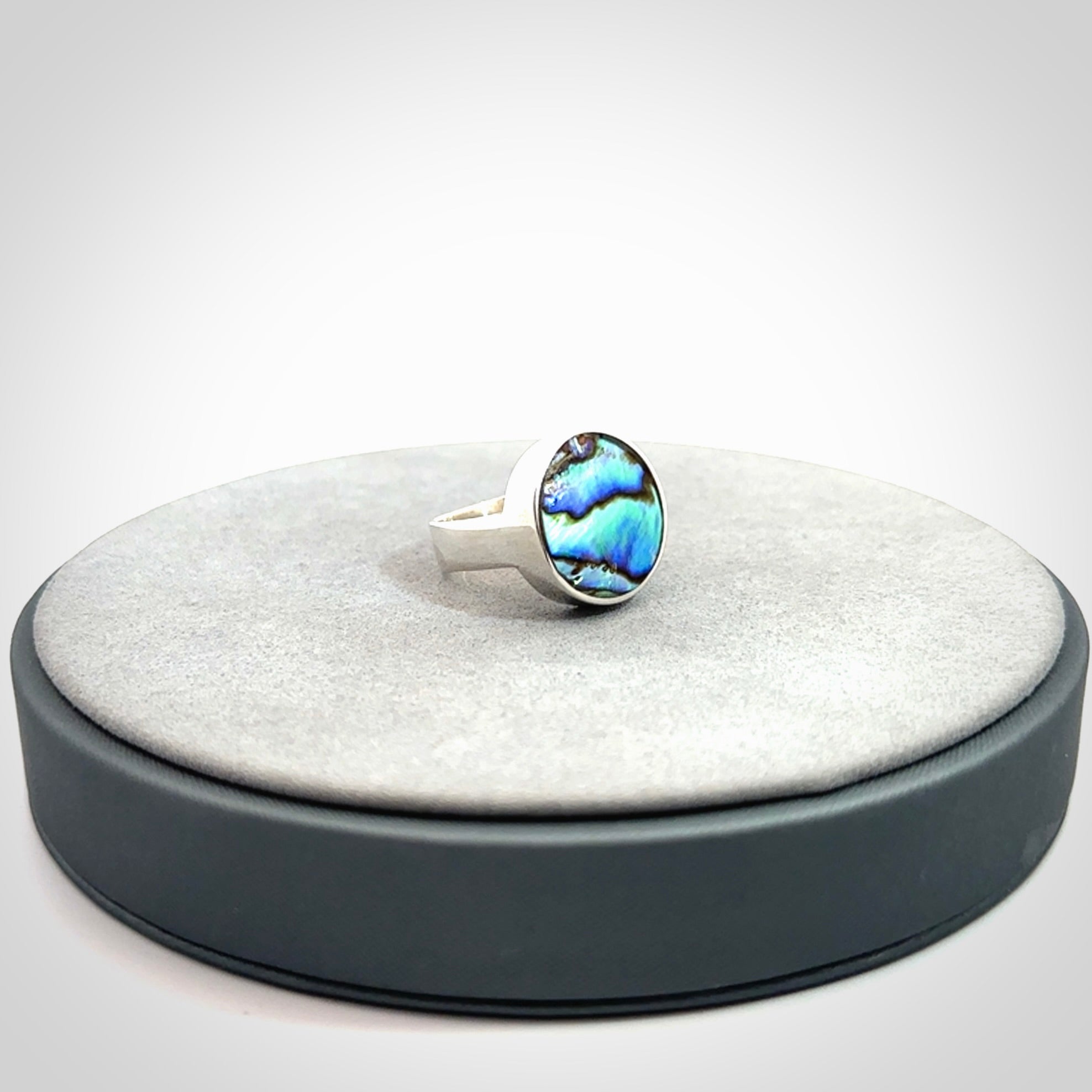 Sterling silver and paua shell ring