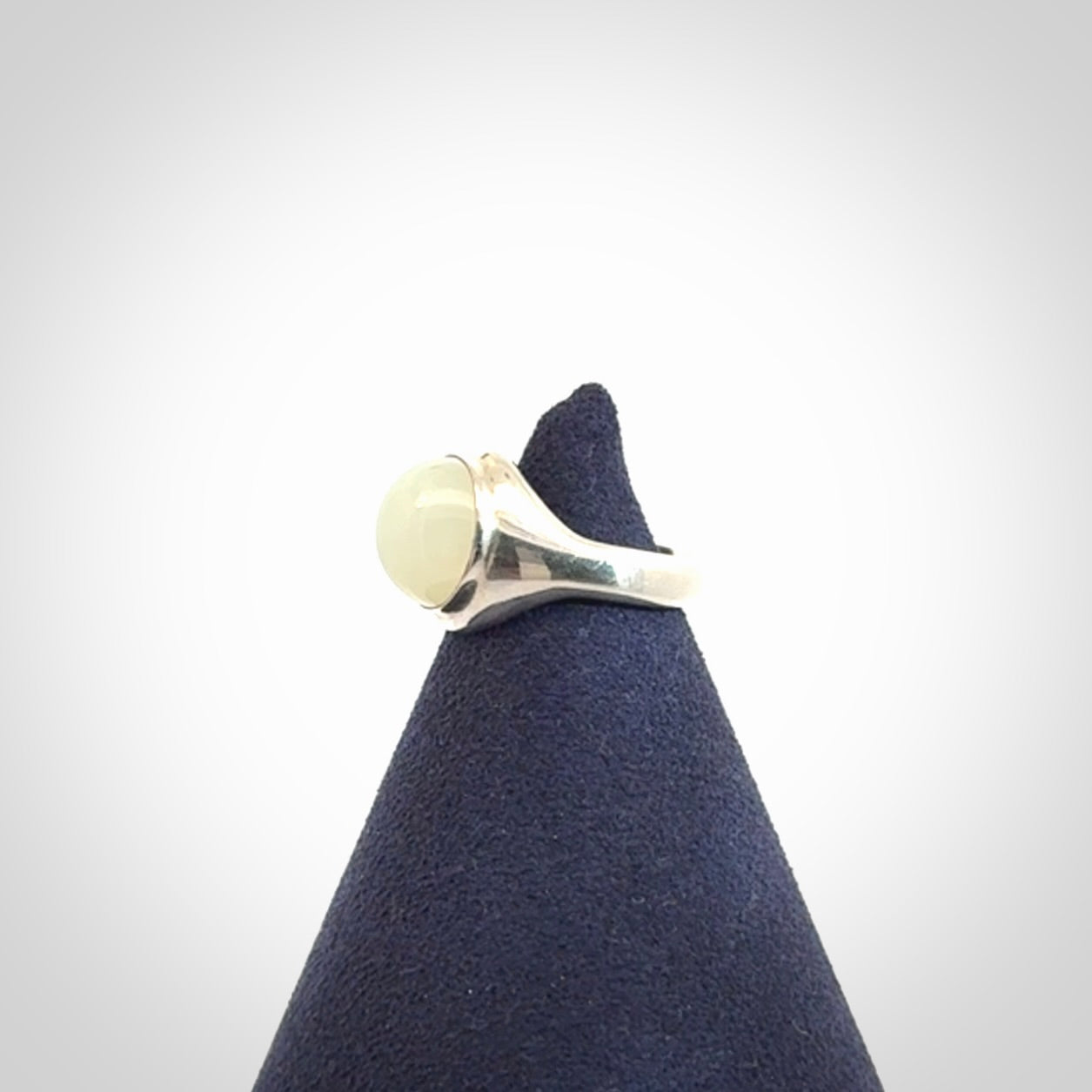 Beautiful Siberian White Jade and Sterling Silver Ring